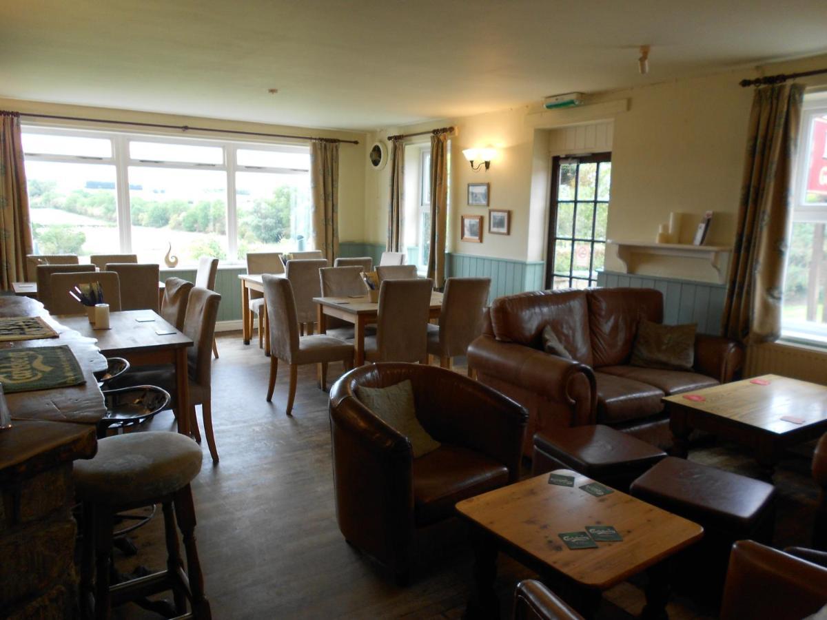 Willoughby Arms Hotel Little Bytham Eksteriør billede