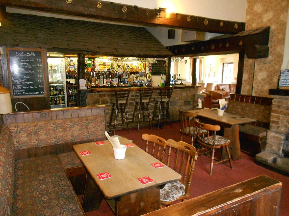 Willoughby Arms Hotel Little Bytham Eksteriør billede